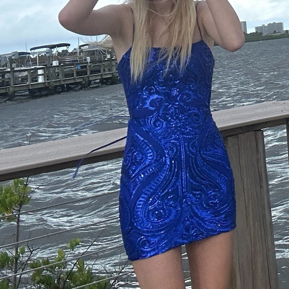 Hoco dress - Picture 2 of 2